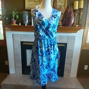 🆕 Apt 9 floral dress, blue, Size OX